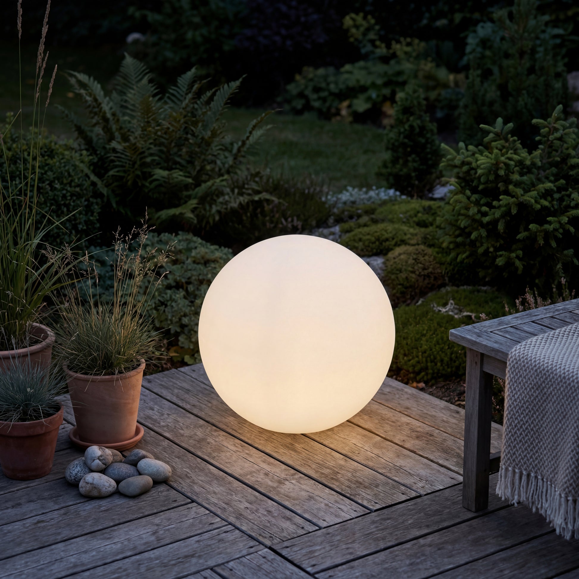 Solar LED Kugle – til Have & Terrasse - 45cm